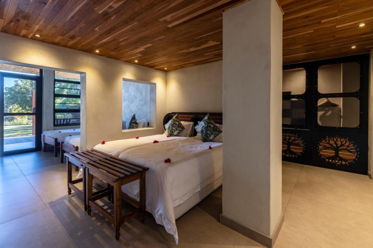 Chobe River Lodge Касане Екстер'єр фото